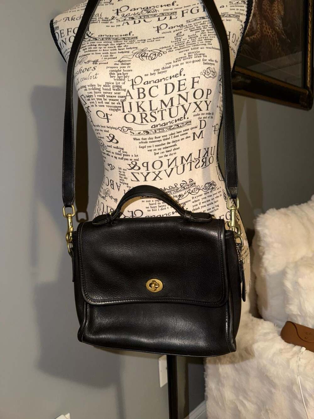 Vintage Coach Leather Turnlock Top Handle Crossbody Bag